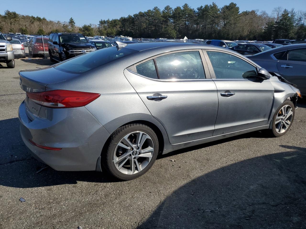 2017 HYUNDAI ELANTRA SE - Image 3