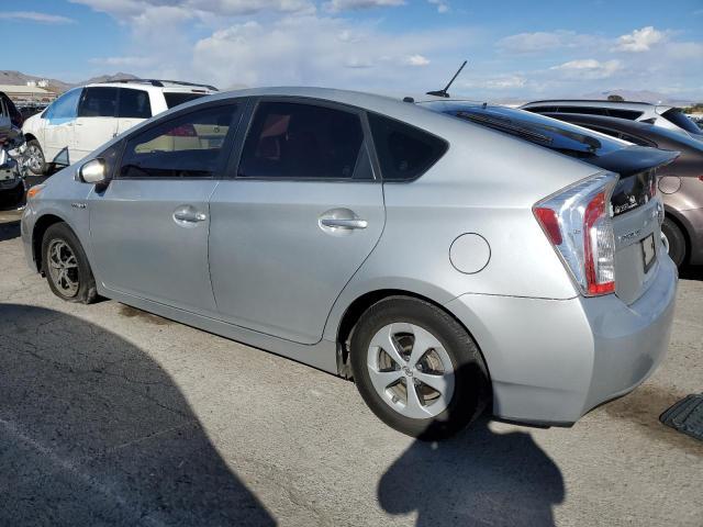 2015 Toyota Prius - Image 2