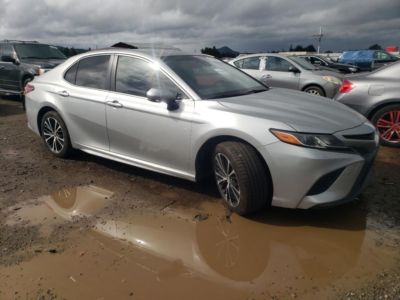 2018 TOYOTA CAMRY L - Image 4