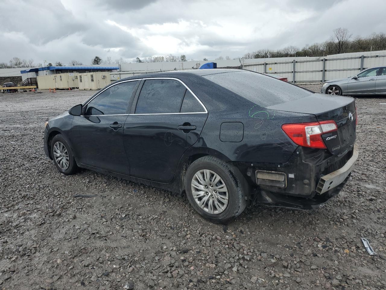 2014 TOYOTA CAMRY L - Фото 2