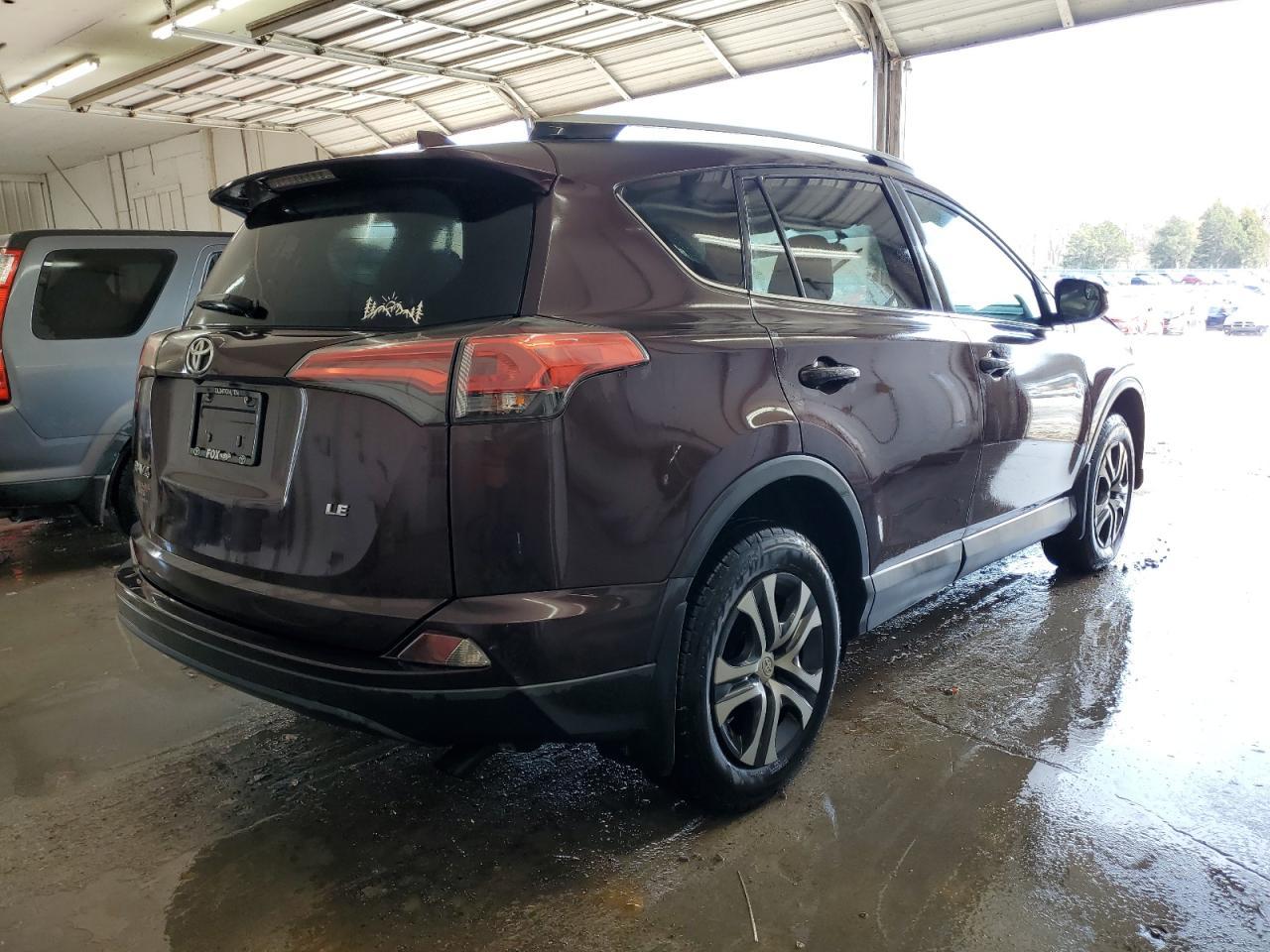 2016 TOYOTA RAV4 LE - Фото 3