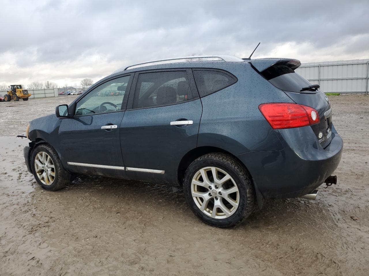 2013 NISSAN ROGUE S - Image 2