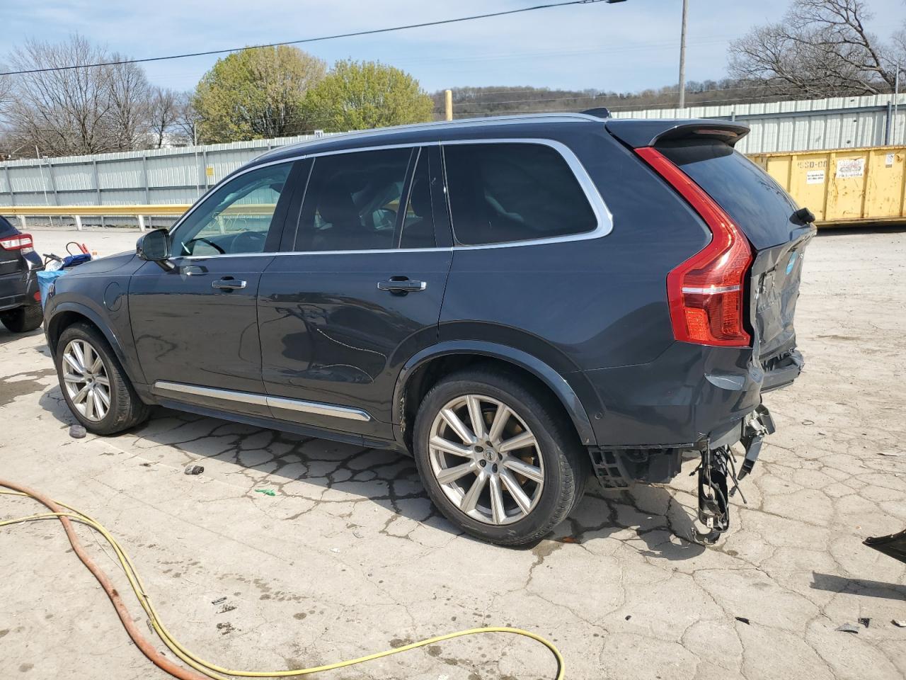 2016 VOLVO XC90 T8 - Фото 2