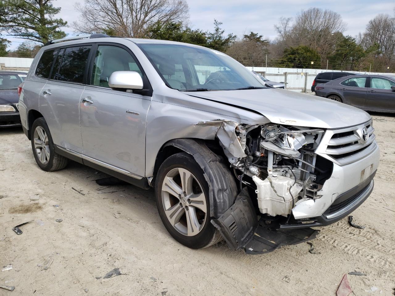 2012 TOYOTA HIGHLANDER - Image 4