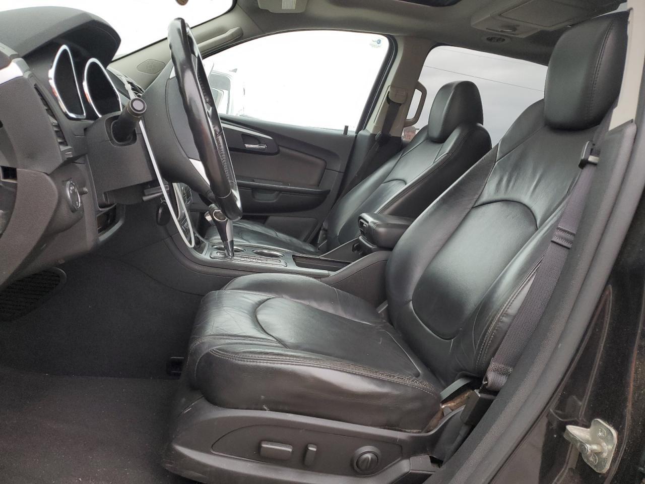 2011 CHEVROLET TRAVERSE L - Image 7