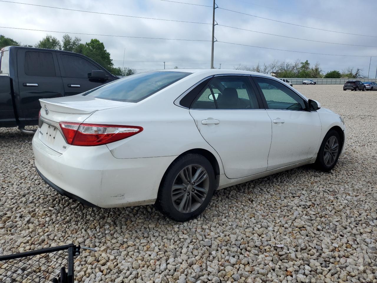 2016 TOYOTA CAMRY LE - Фото 3