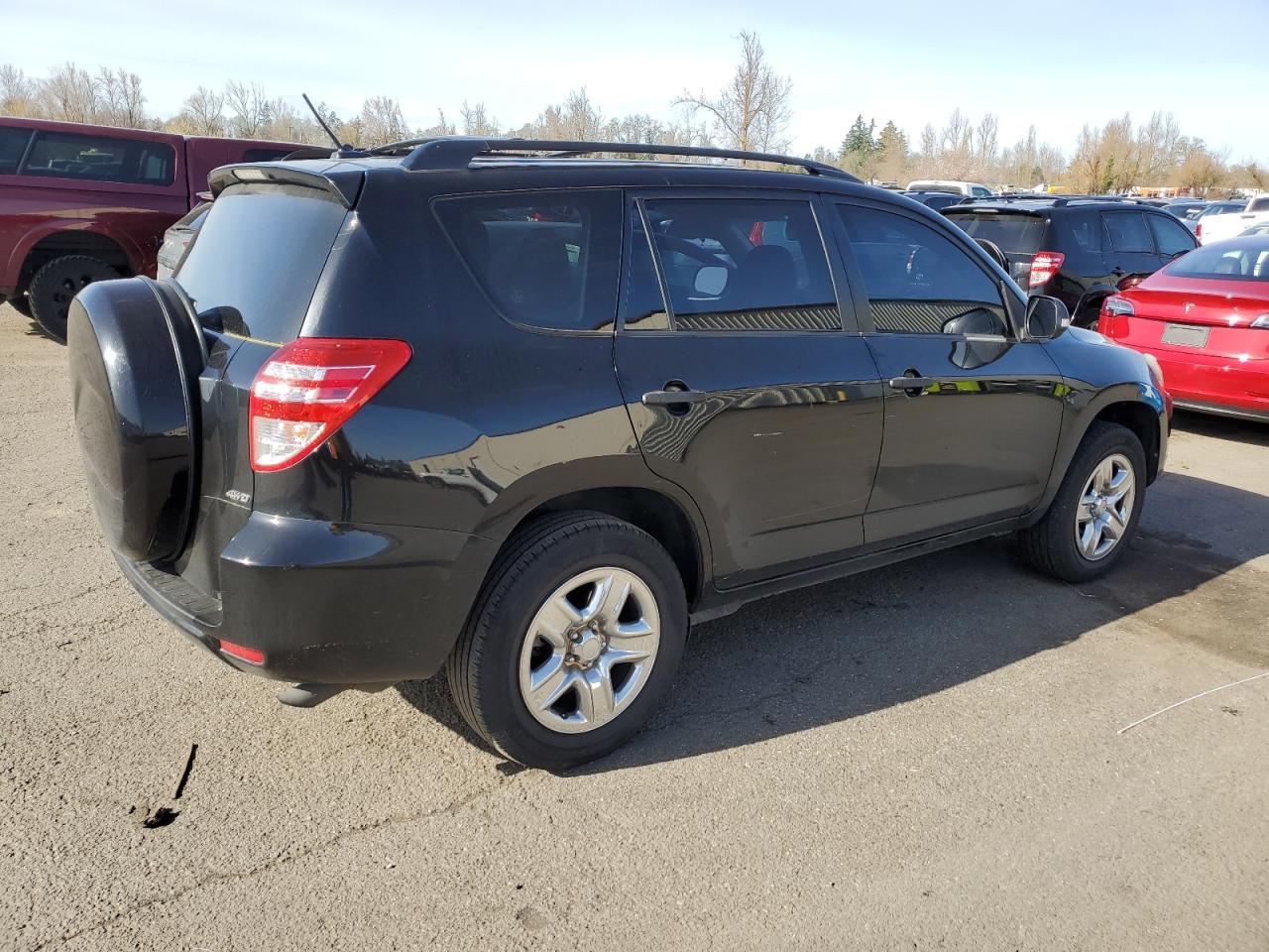2011 TOYOTA RAV4 - Фото 3
