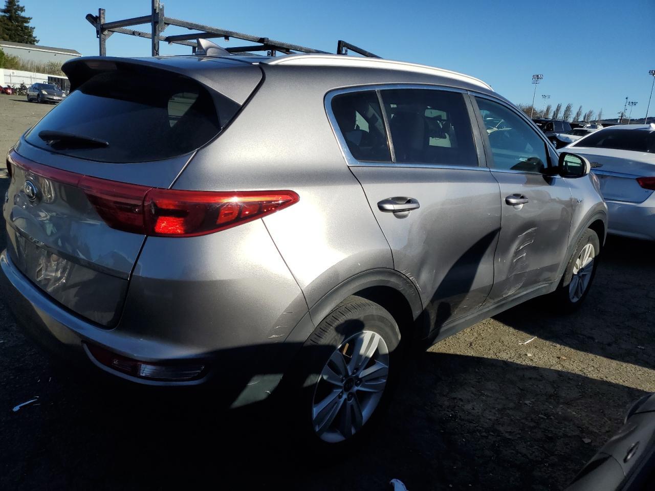2017 KIA SPORTAGE L - Image 3