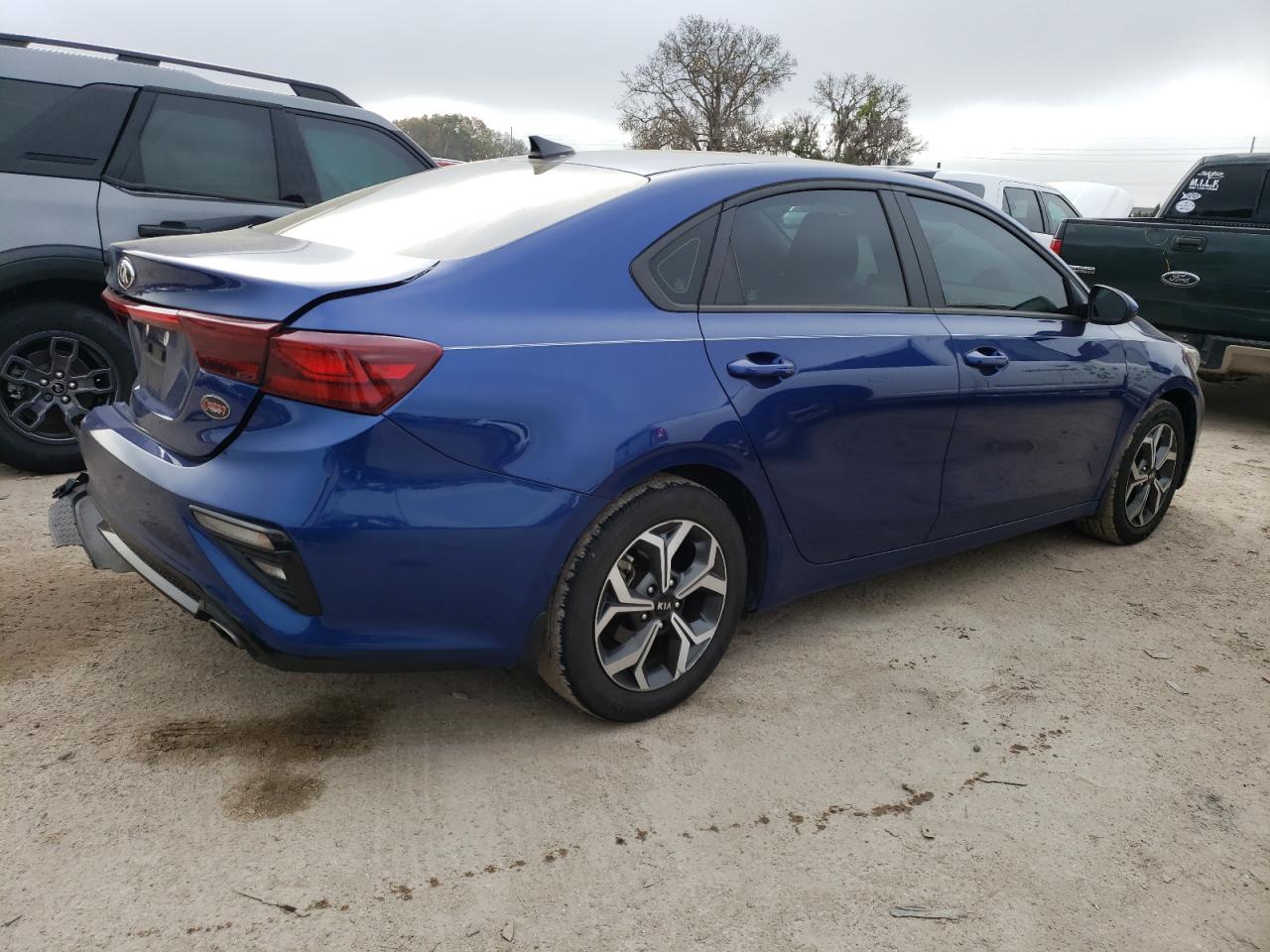2021 KIA FORTE FE - Фото 3