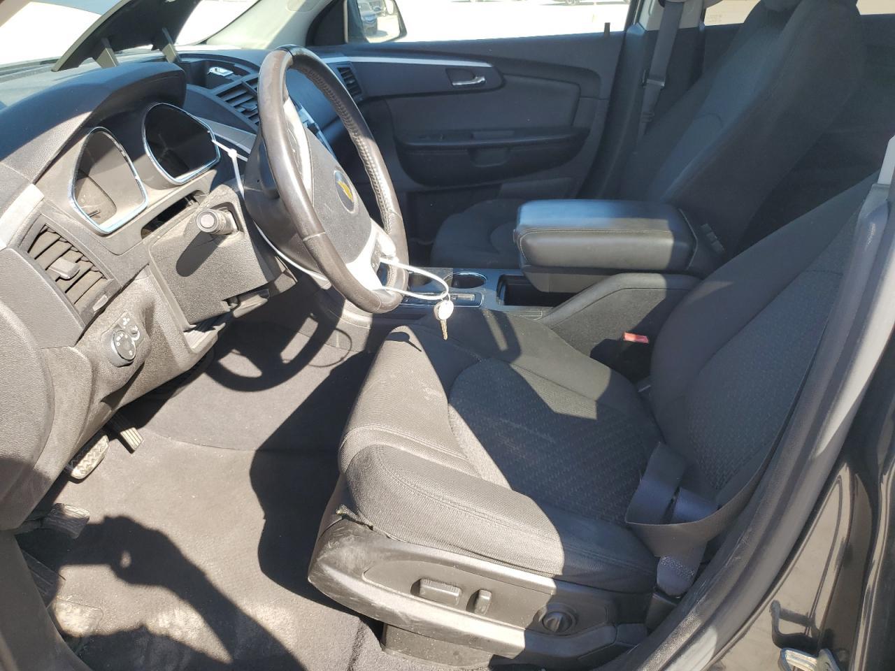 2011 CHEVROLET TRAVERSE L - Фото 7