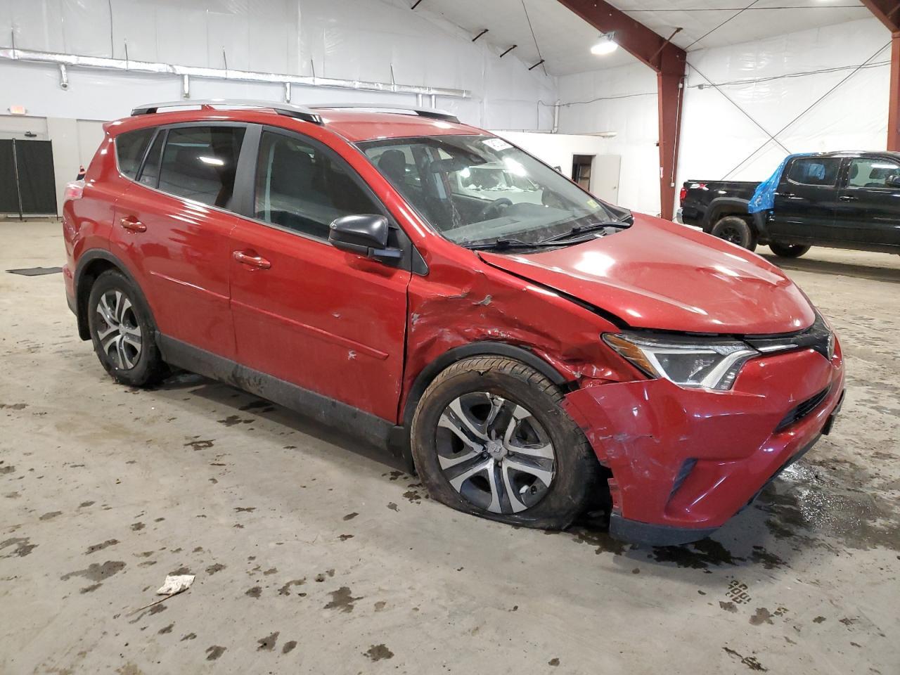 2017 TOYOTA RAV4 LE - Image 4