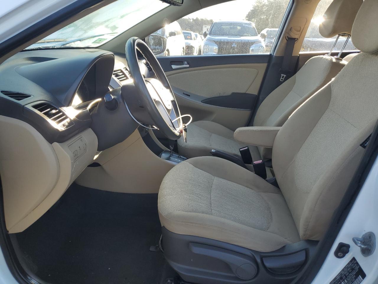 2012 HYUNDAI ACCENT GLS - Фото 7