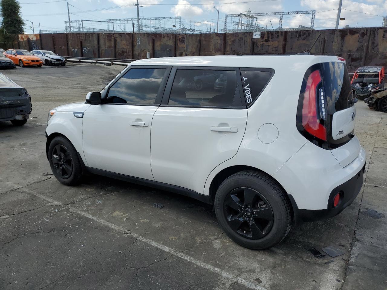 2019 KIA SOUL - Фото 2
