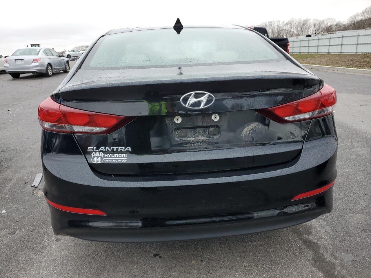 2017 HYUNDAI ELANTRA SE - Фото 6