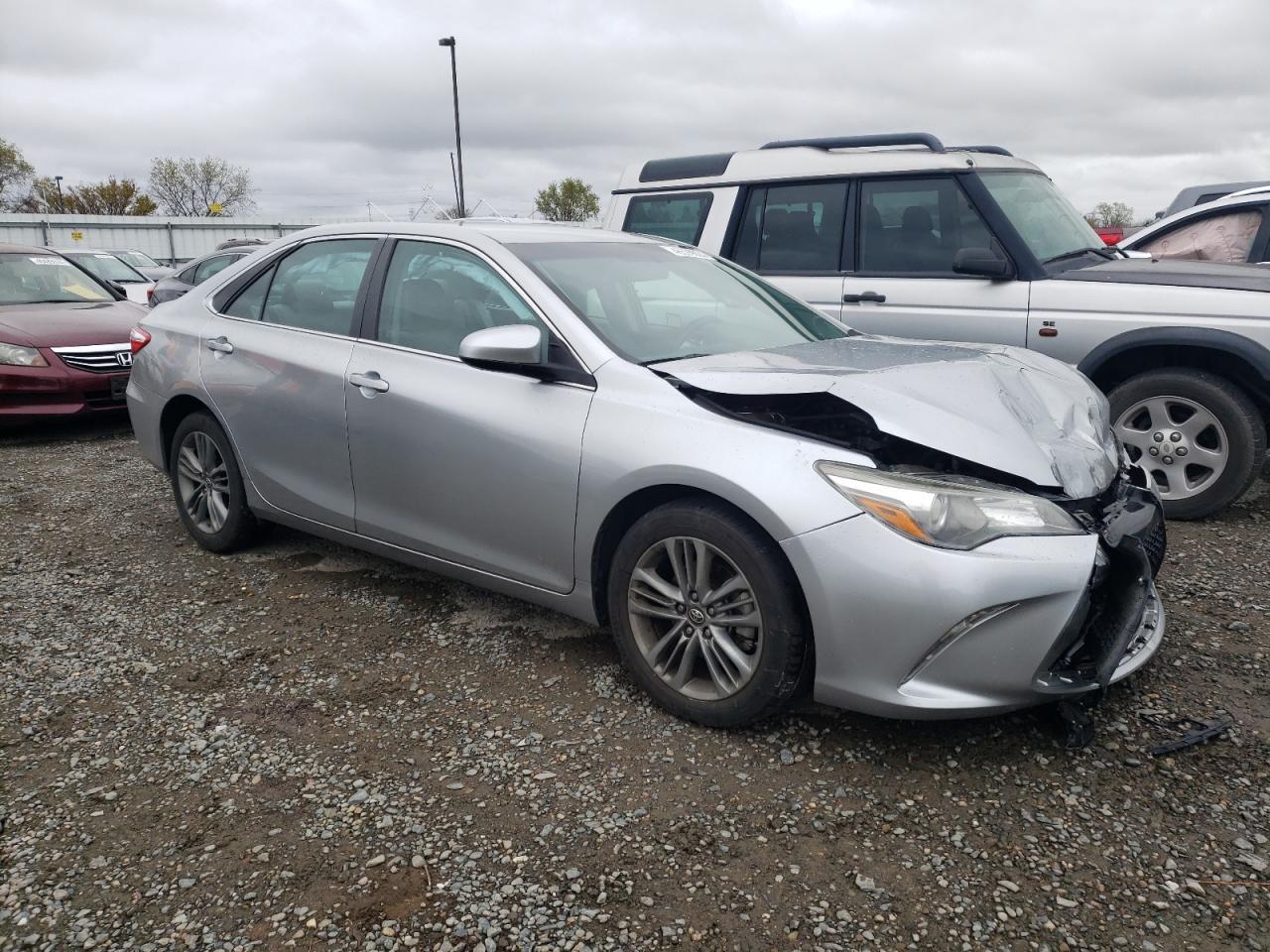 2017 TOYOTA CAMRY LE - Фото 4