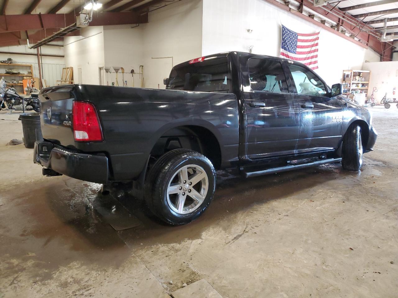 2018 RAM 1500 ST - Image 3