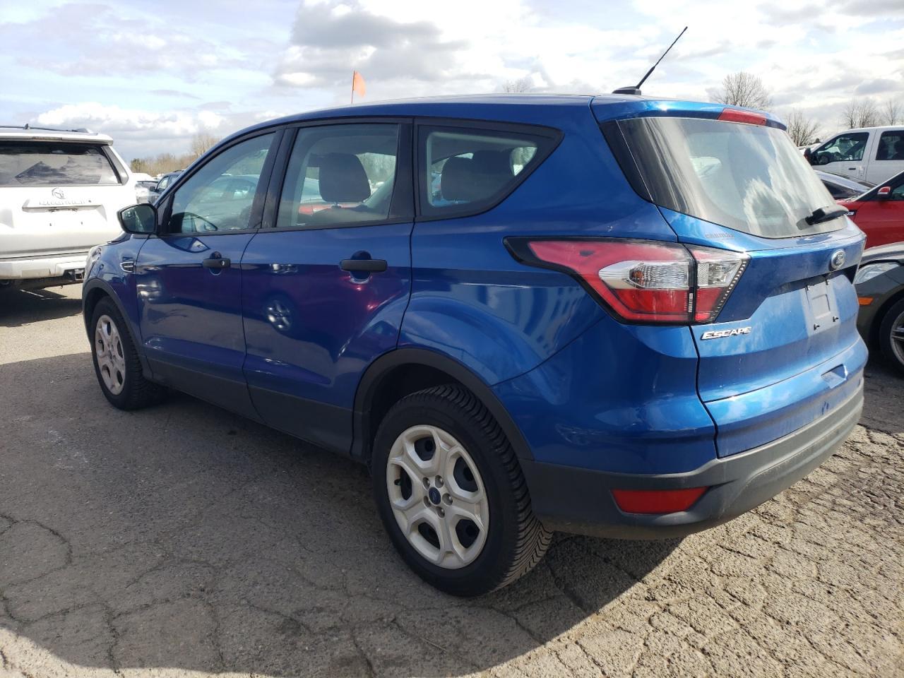 2017 FORD ESCAPE S - Image 2