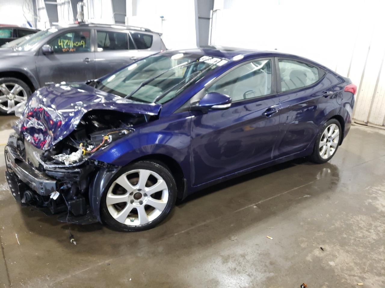 2013 HYUNDAI ELANTRA GL