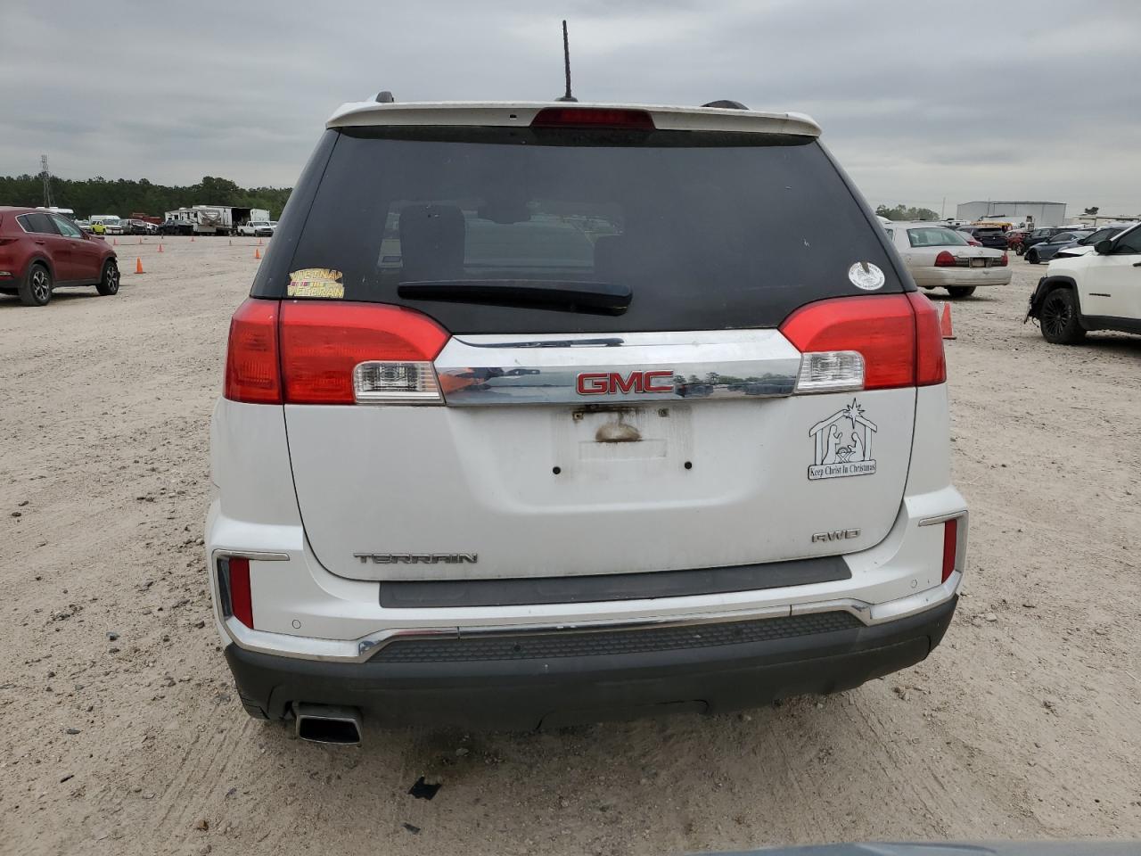2016 GMC TERRAIN SL - Image 6