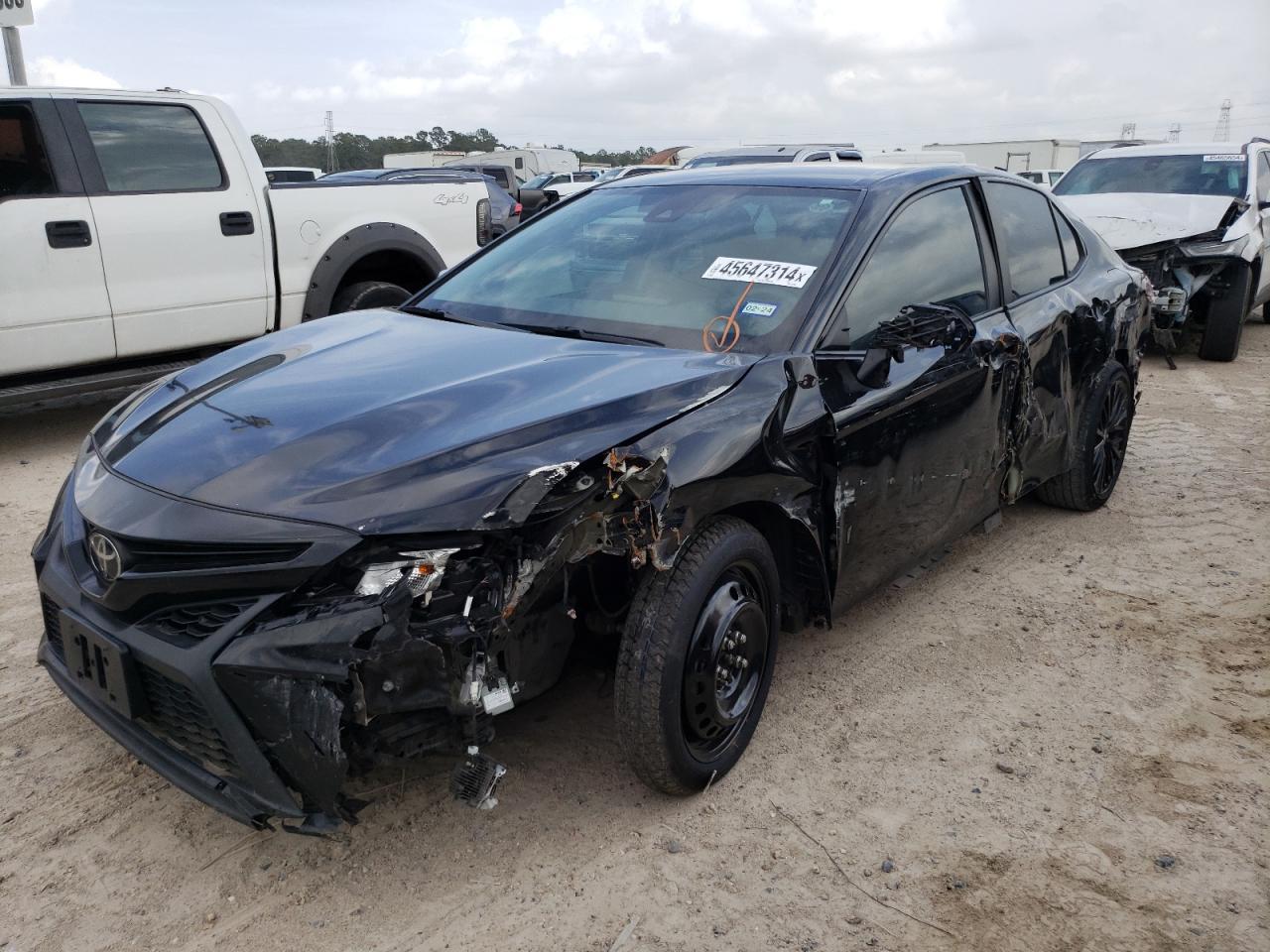 2021 TOYOTA CAMRY SE car image