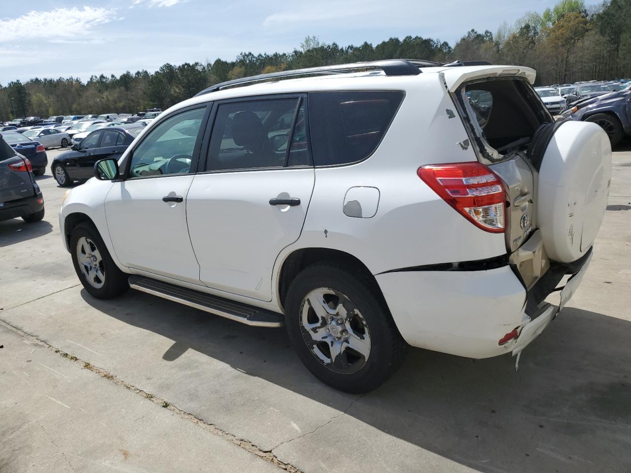 2011 TOYOTA RAV4 - Фото 2