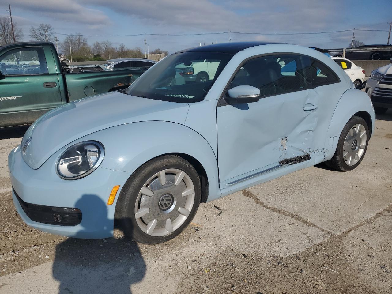 2012 VOLKSWAGEN BEETLE