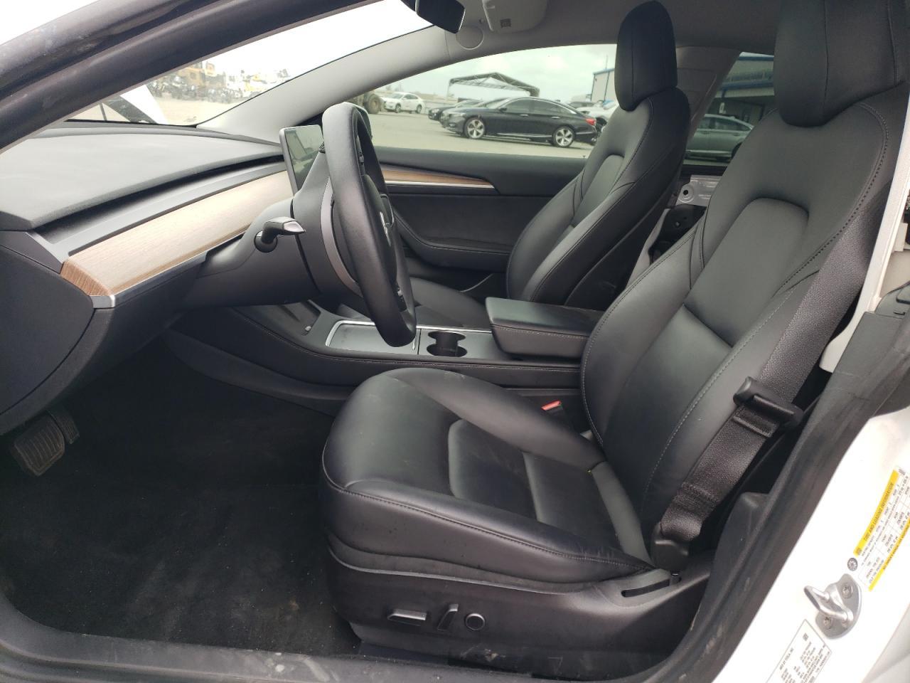 2022 TESLA MODEL 3 - Фото 7