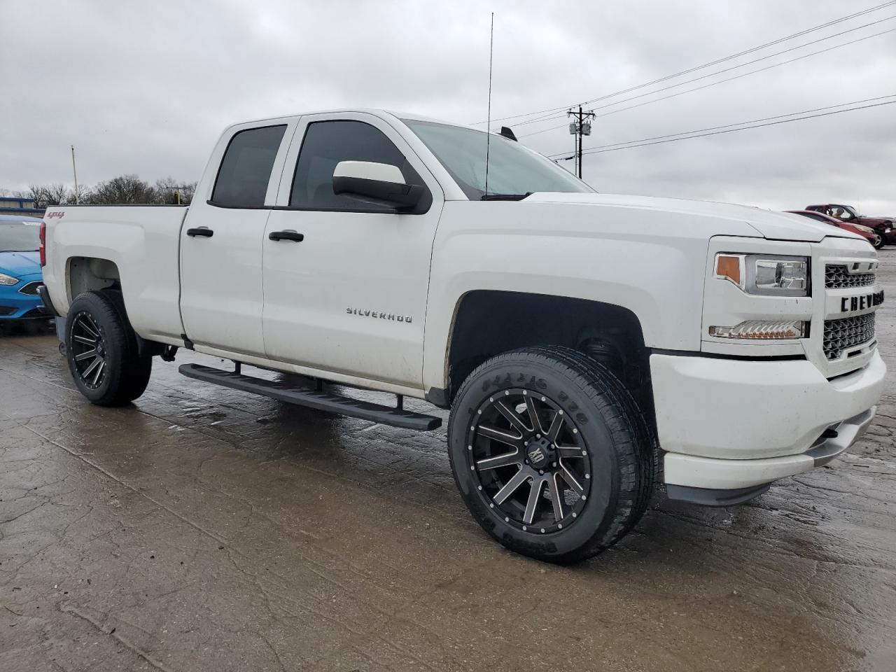 2018 CHEVROLET SILVERADO - Image 4