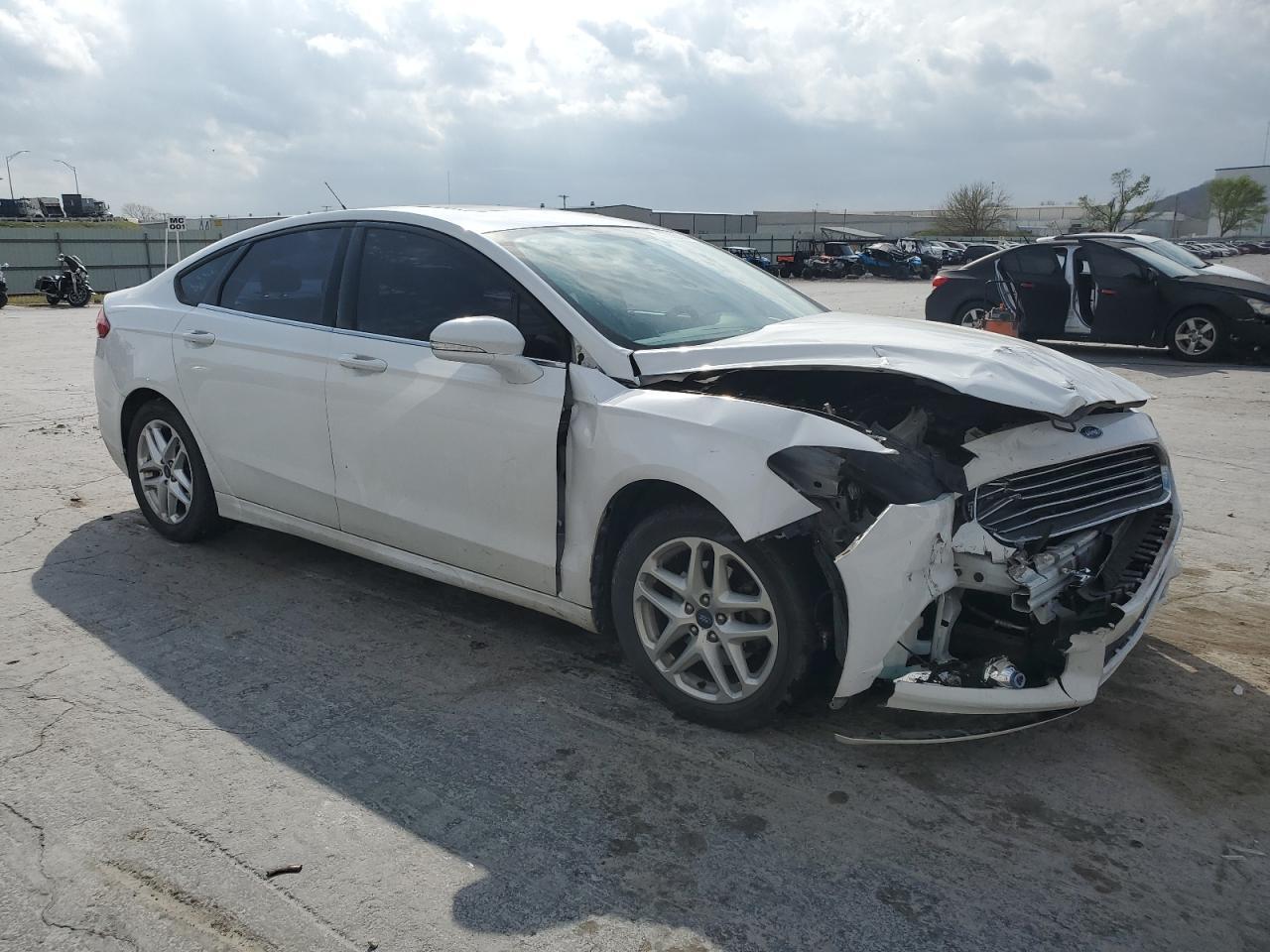 2013 FORD FUSION SE - Фото 4