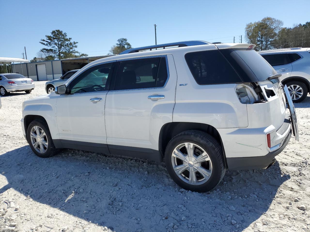 2016 GMC TERRAIN SL - Image 2
