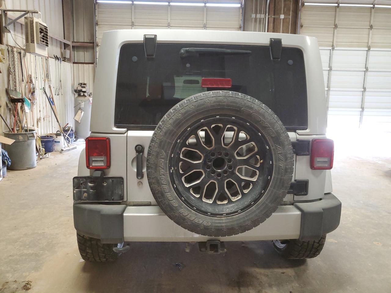 2012 JEEP WRANGLER U - Image 6