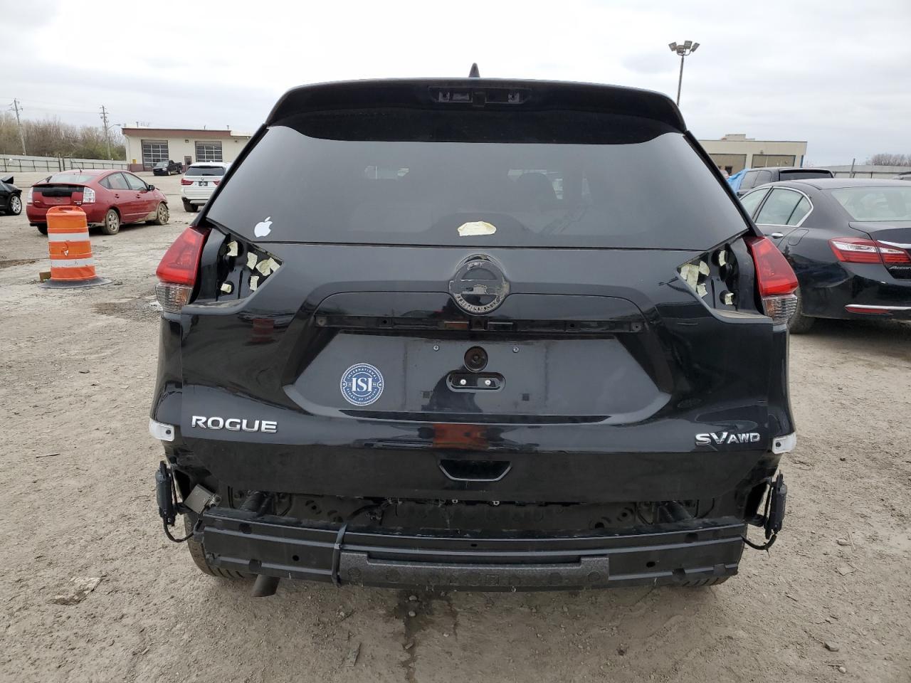 2018 NISSAN ROGUE S - Фото 6