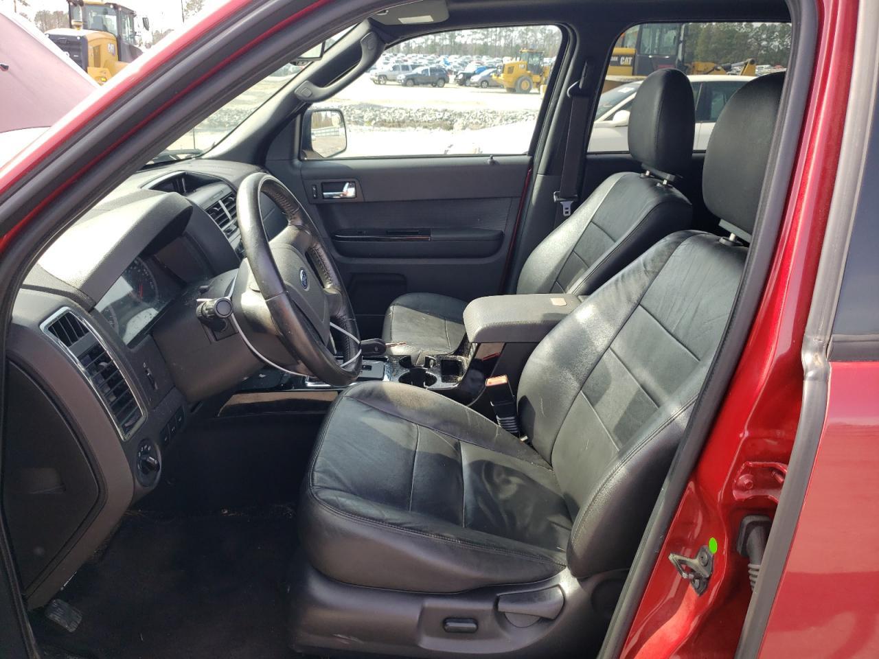 2010 FORD ESCAPE XLT - Image 7