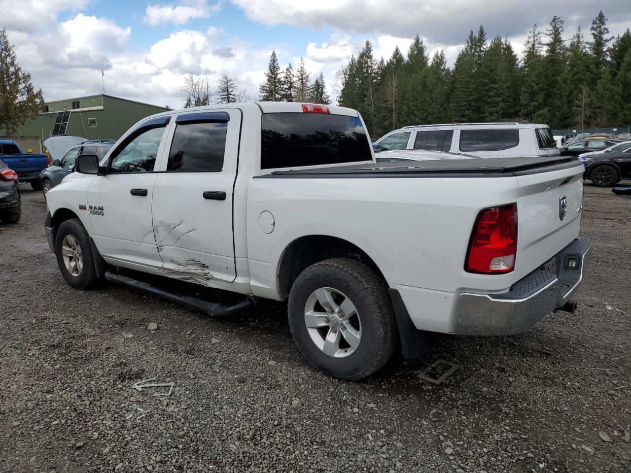 2015 RAM 1500 ST - Image 2