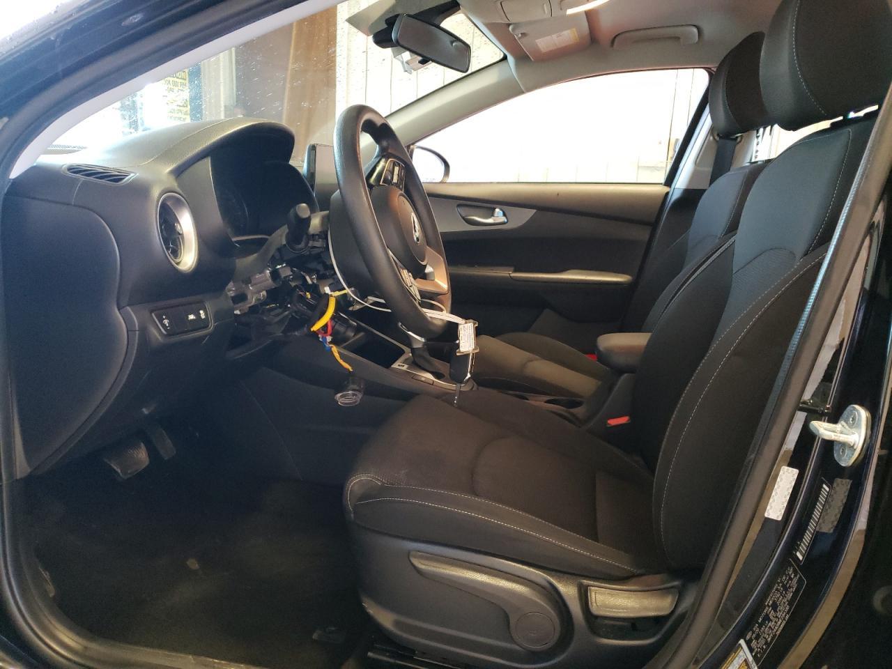 2021 KIA FORTE FE - Image 7