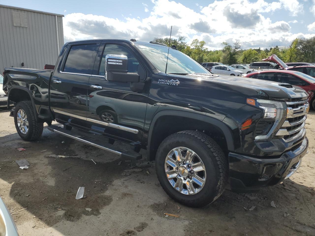 2024 CHEVROLET SILVERADO - Image 4