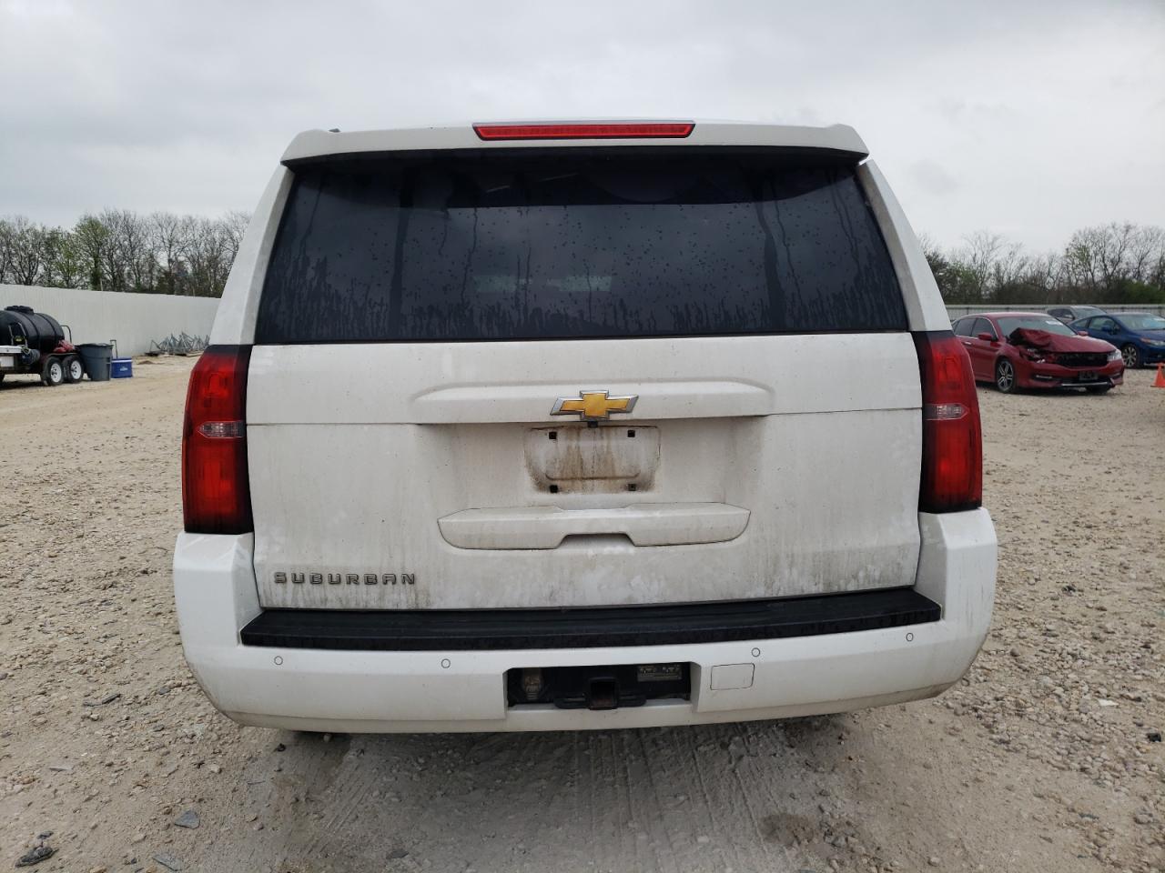 2016 CHEVROLET SUBURBAN C - Image 6