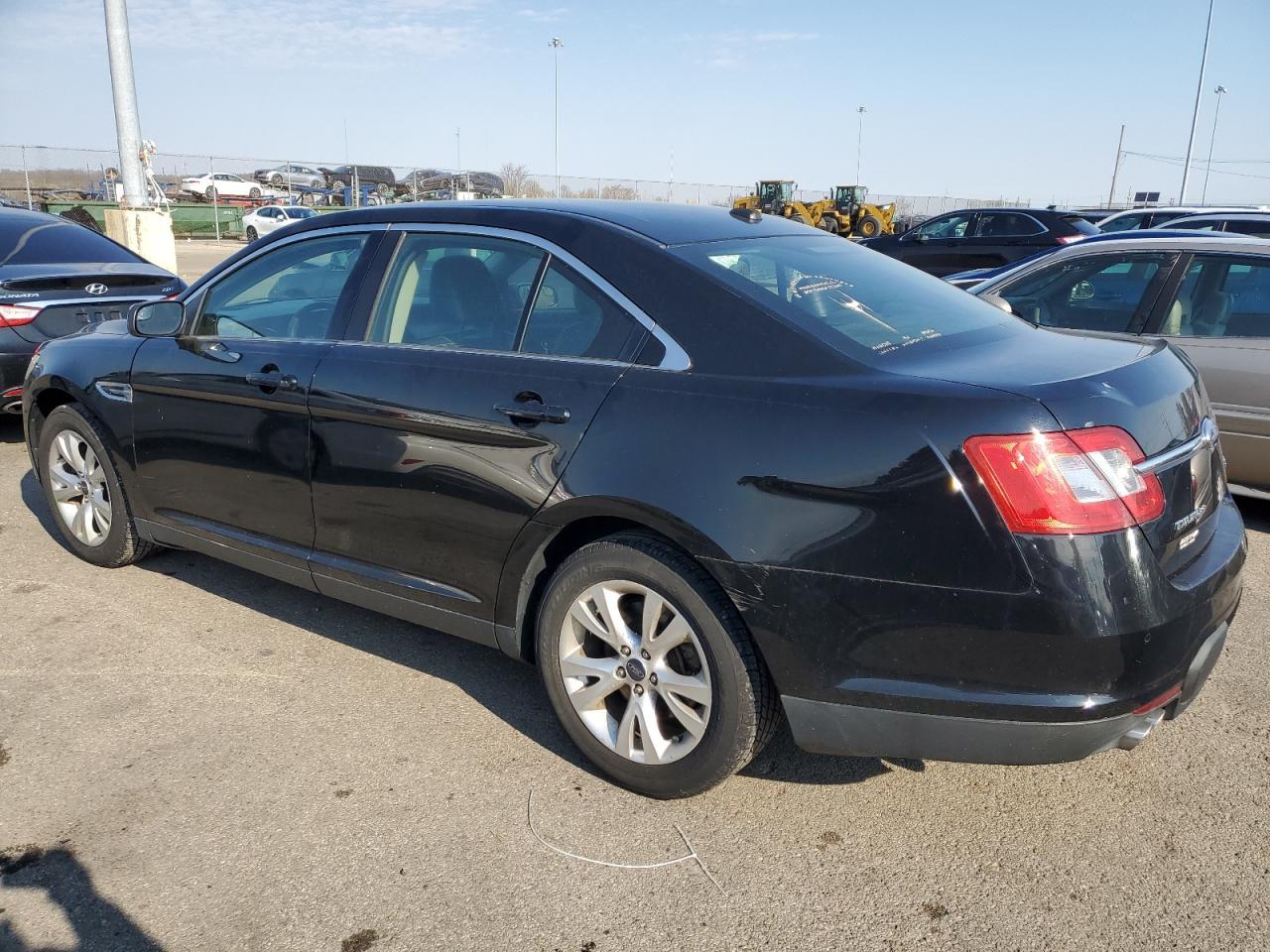 2012 FORD TAURUS SEL - Фото 2