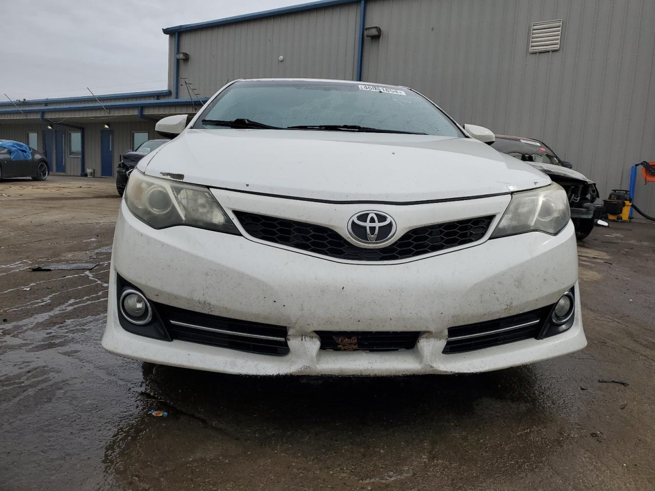 2014 TOYOTA CAMRY L - Image 5