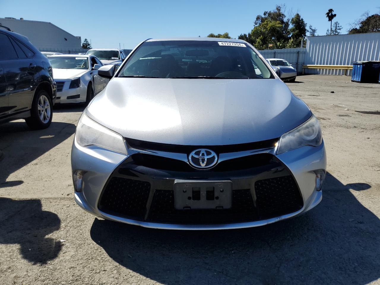 2017 TOYOTA CAMRY LE - Фото 5