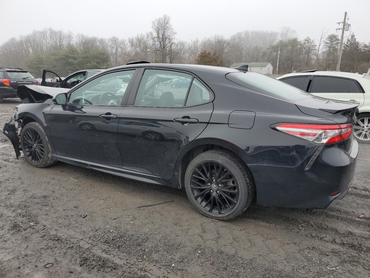 2019 TOYOTA CAMRY L - Фото 2
