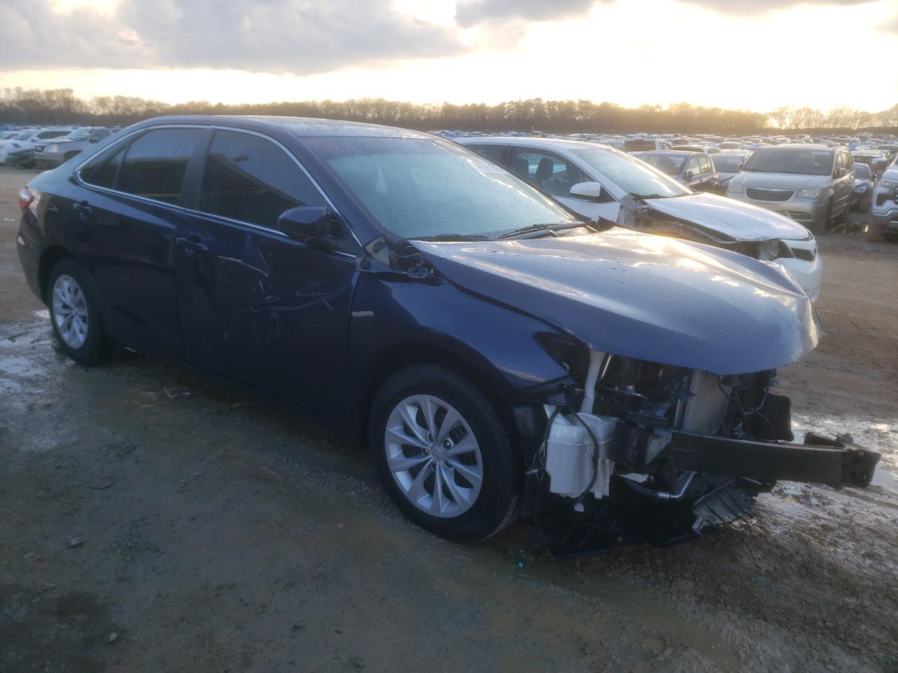 2015 TOYOTA CAMRY LE - Image 4