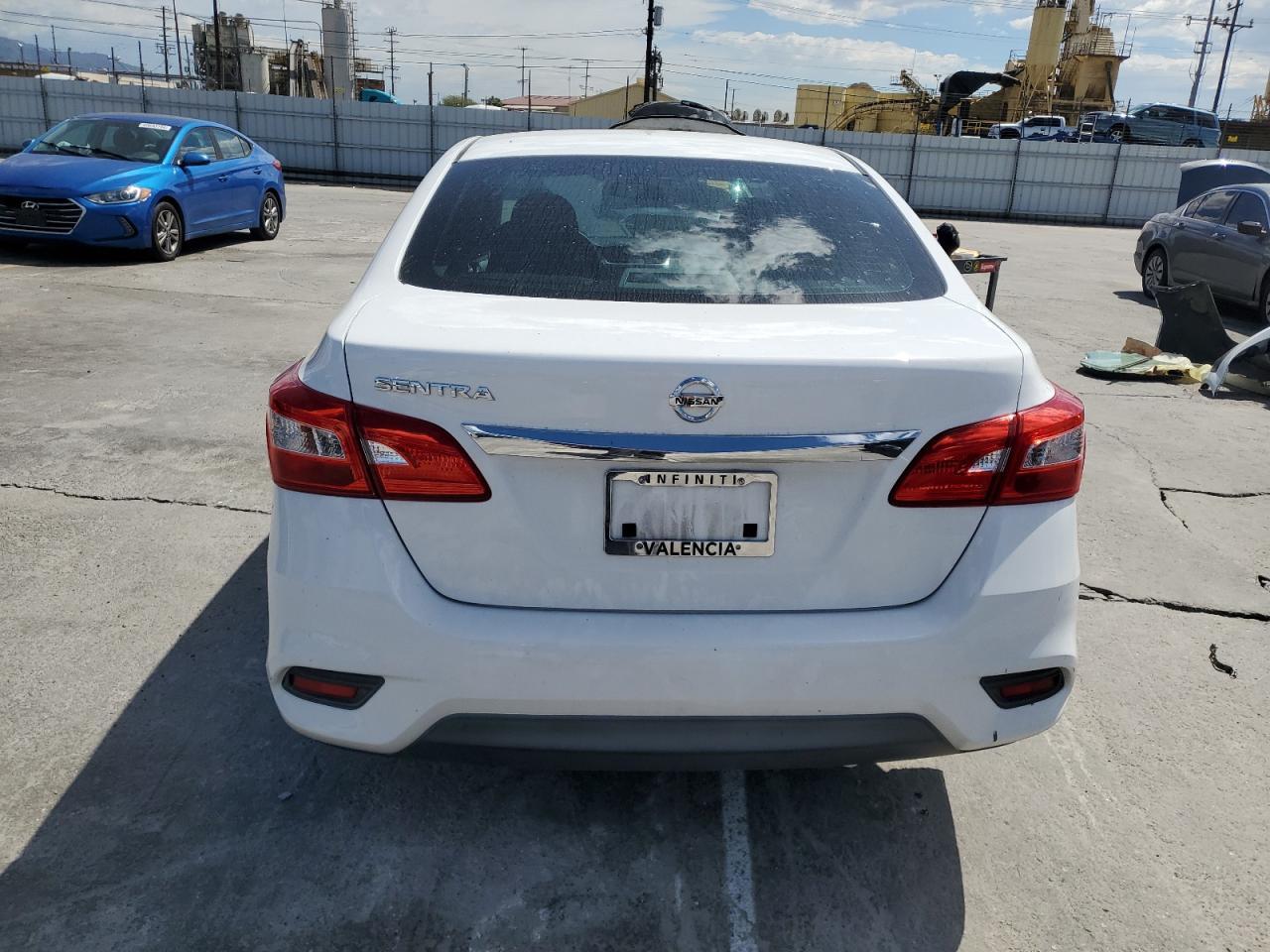 2017 NISSAN SENTRA S - Фото 6