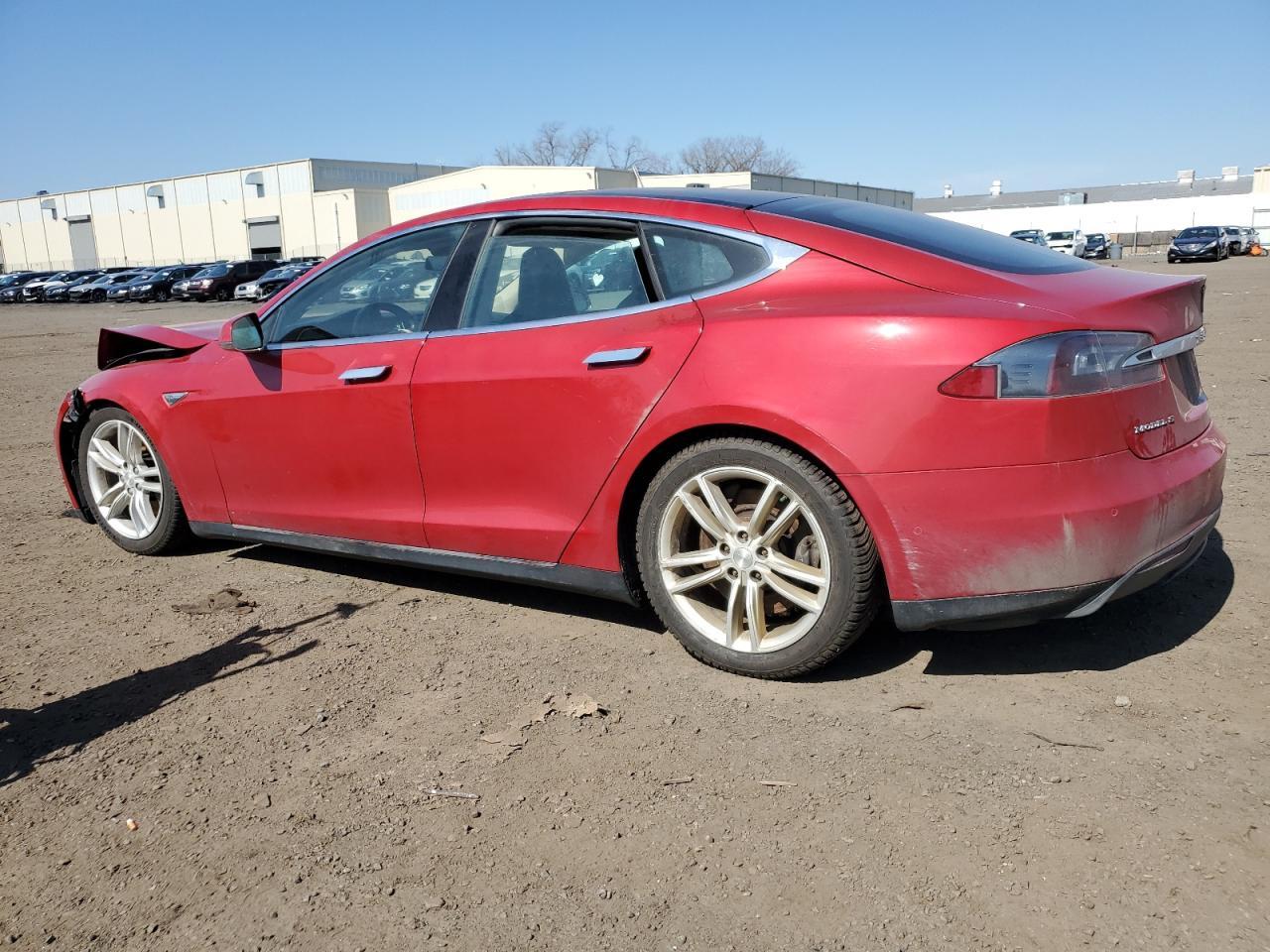 2015 TESLA MODEL S - Фото 2