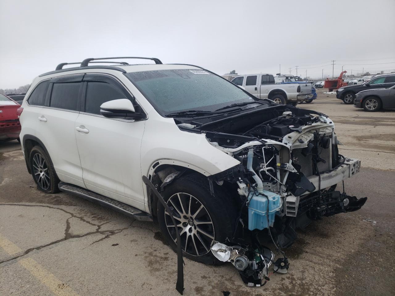 2018 TOYOTA HIGHLANDER - Image 4