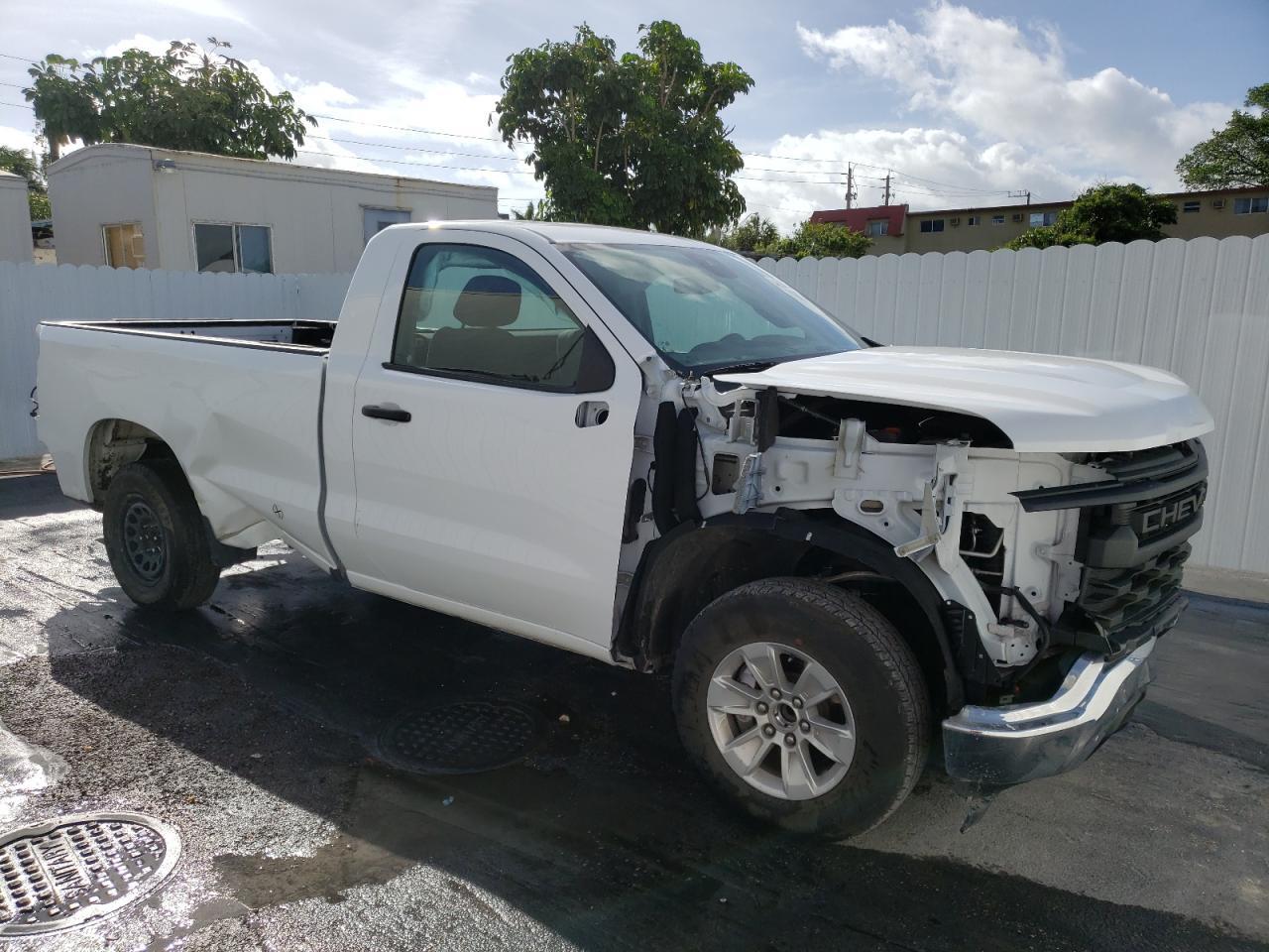 2023 CHEVROLET SILVERADO - Фото 4