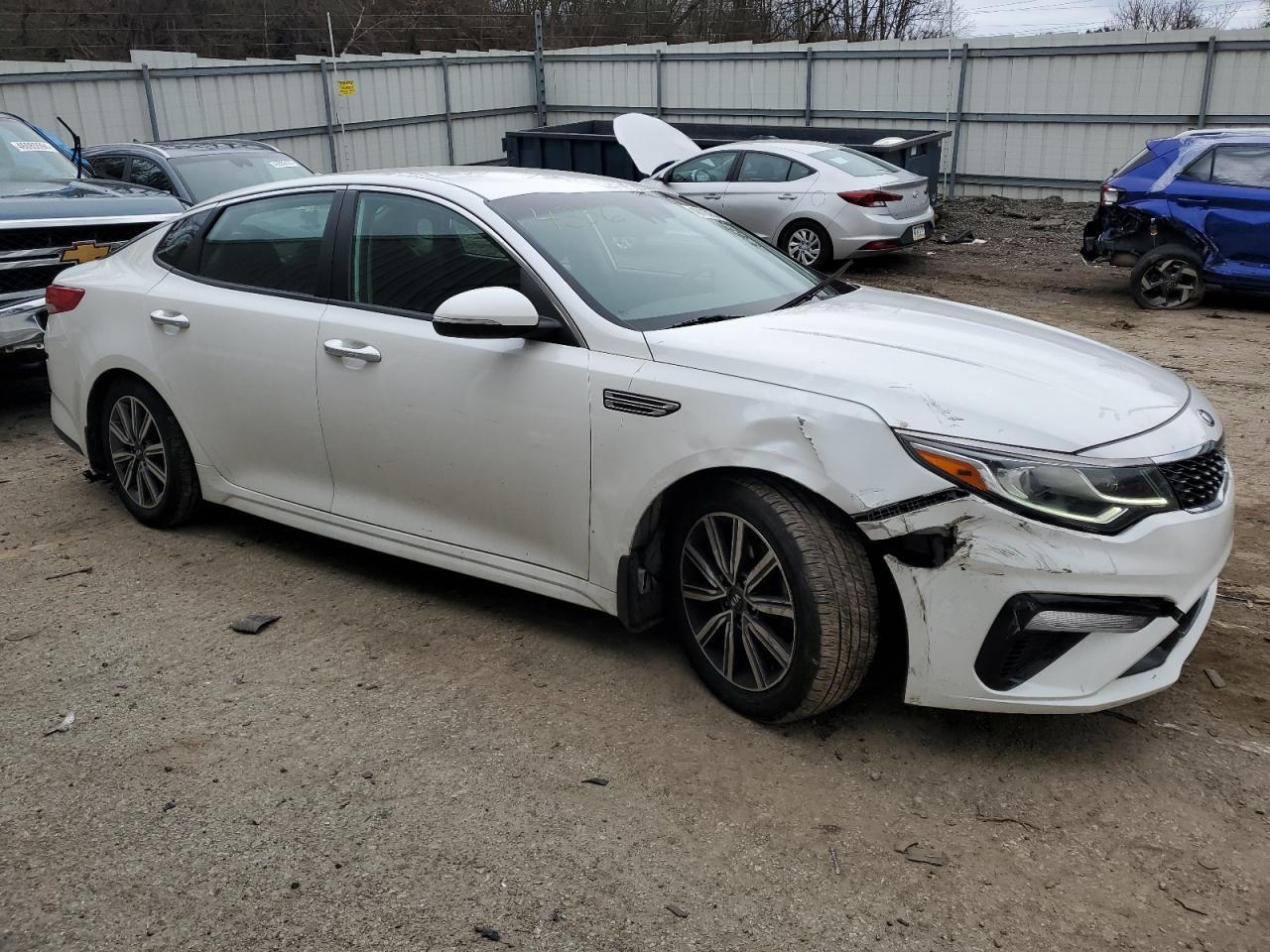 2019 KIA OPTIMA LX - Фото 4