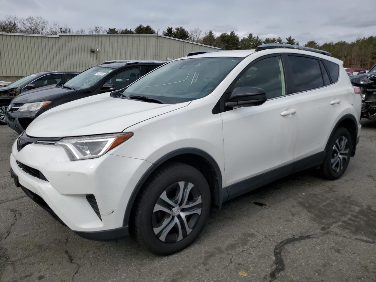 2017 TOYOTA RAV4 LE