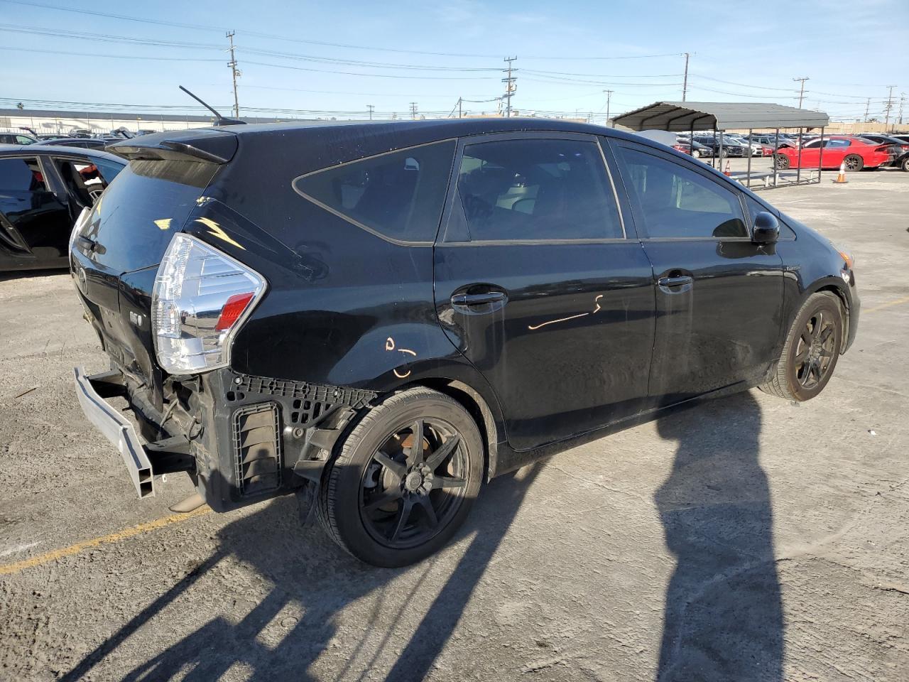 2013 TOYOTA PRIUS V - Фото 3