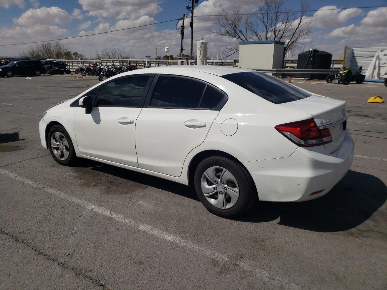 2015 HONDA CIVIC LX - Image 2